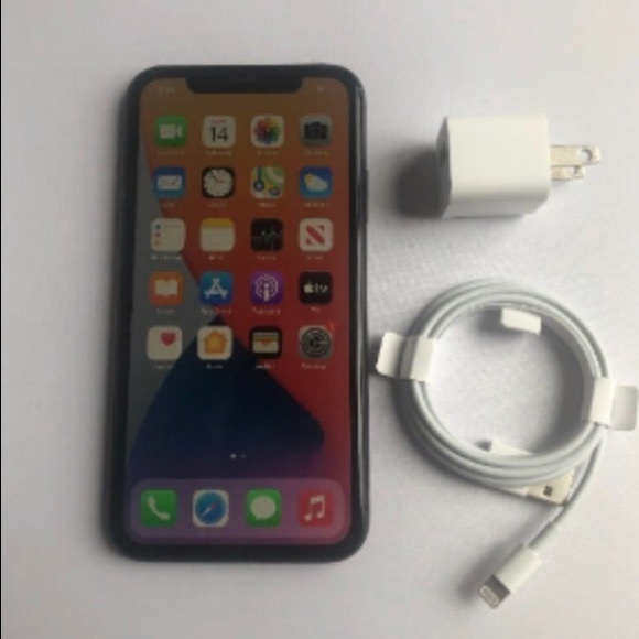 iPhone 11 used - Picture 2 of 2